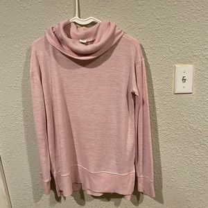 Gap sweater